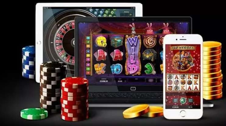 Bàn baccarat live casino với dealer nữ phát trực tiếp tại hutbet